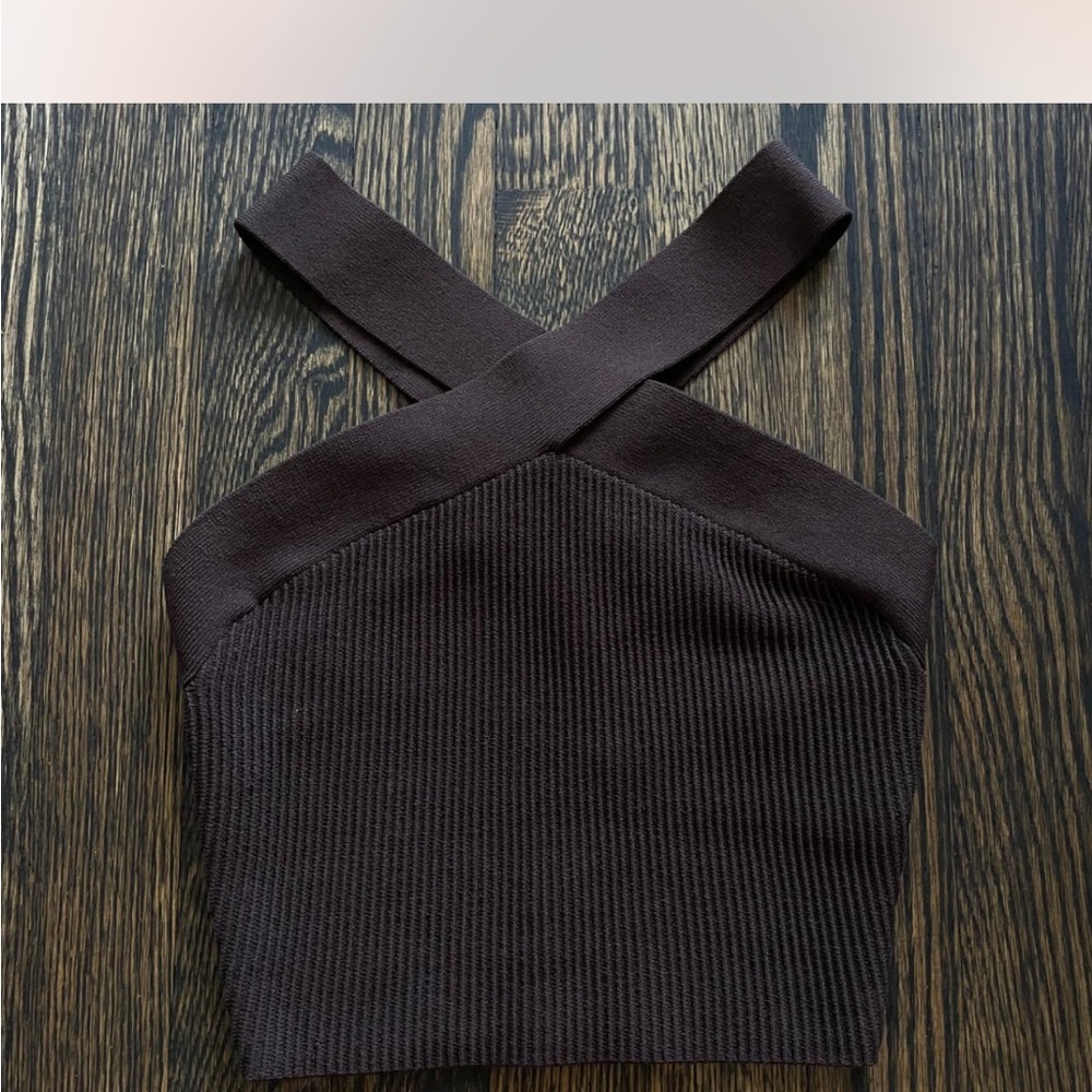 Elegant Brown Women's Cross-Strap Top Aritzia Babaton